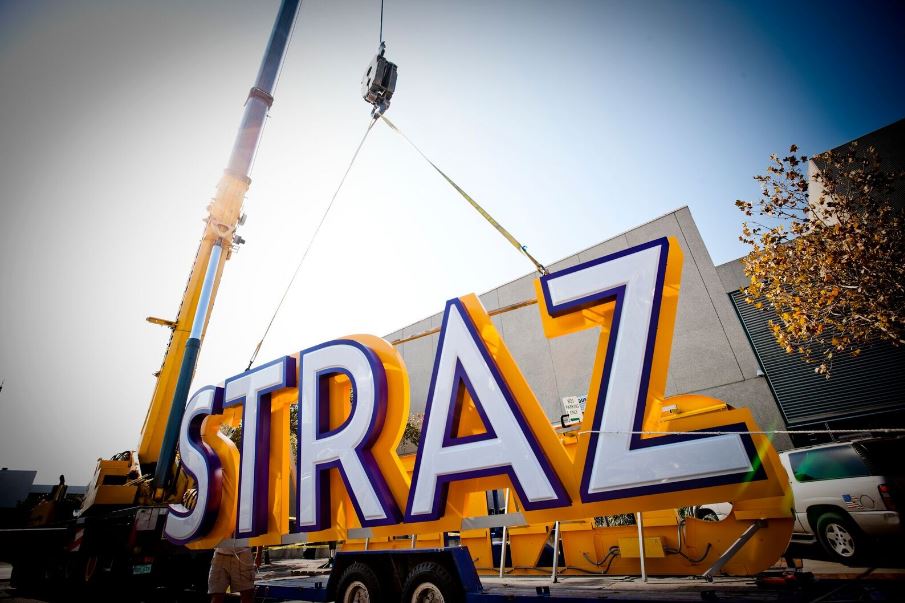 straz-installation