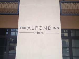 alfond-inn-exterior-sign